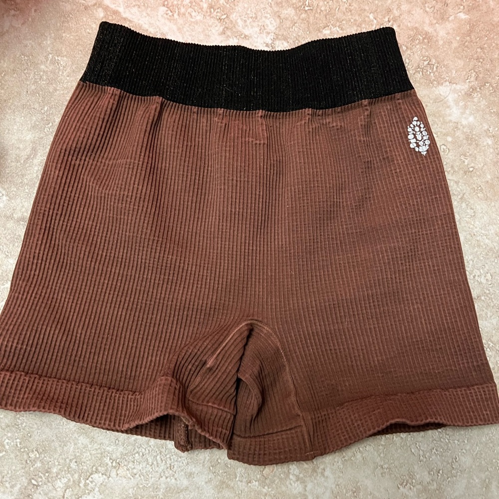 FP Free People Movement Prajna Shorts Sz XS/S NWOT